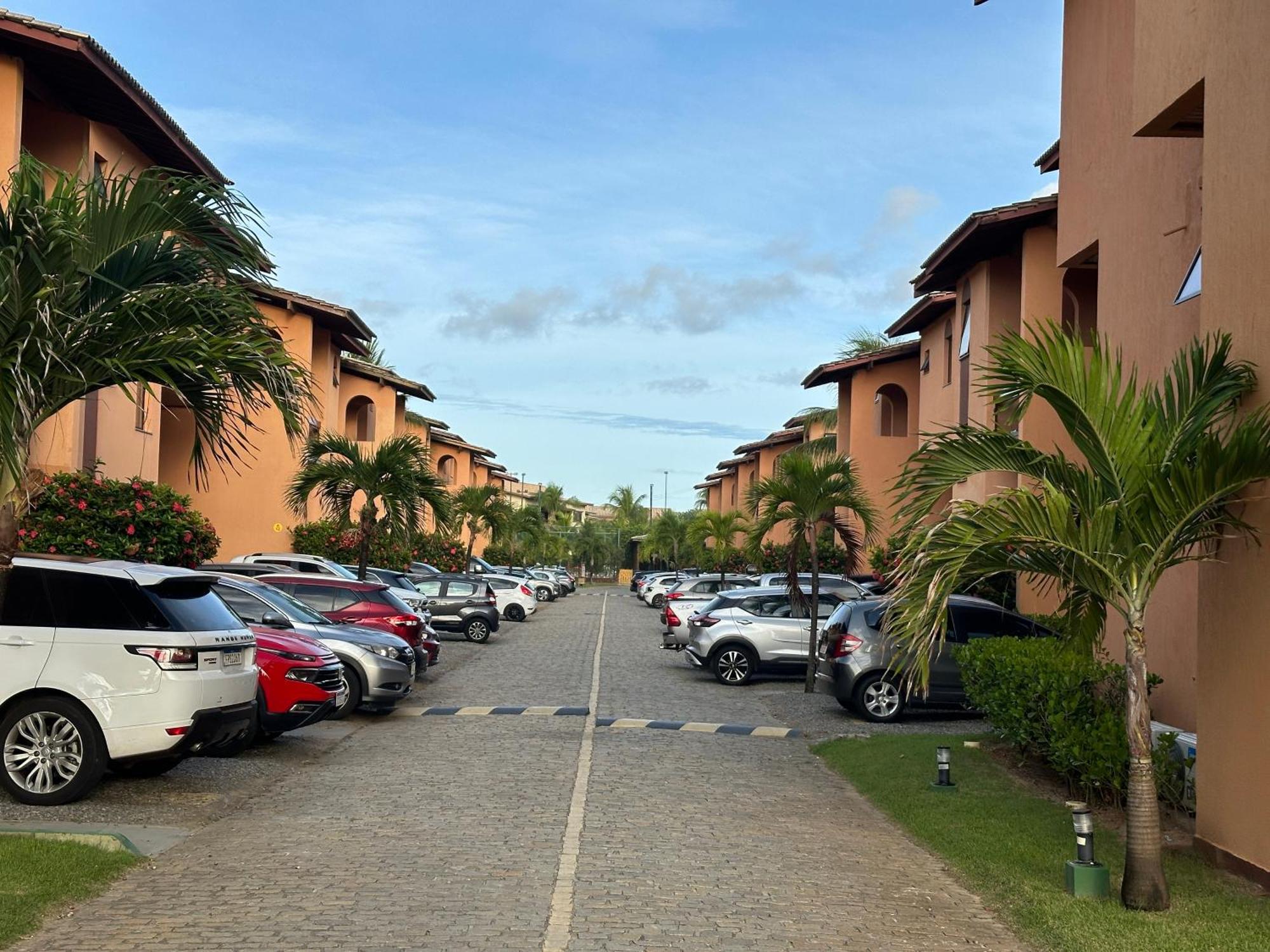Flat Guarajuba 4 Quartos Terreo A Beira Mar - Pe Na Areia - Governanca Com Arrumadeira E Wi Fi Inclusos Camassari Eksteriør billede