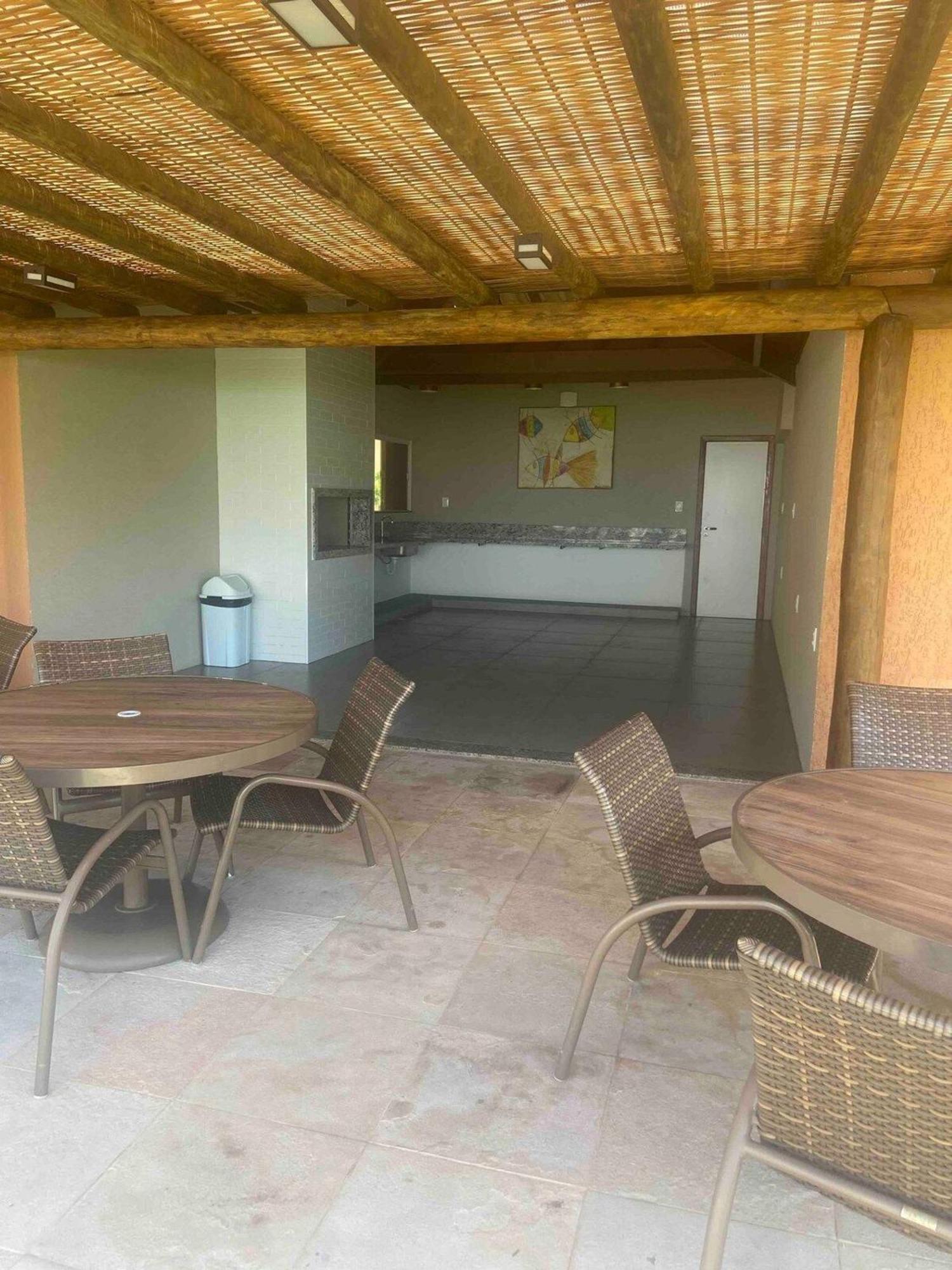 Flat Guarajuba 4 Quartos Terreo A Beira Mar - Pe Na Areia - Governanca Com Arrumadeira E Wi Fi Inclusos Camassari Eksteriør billede