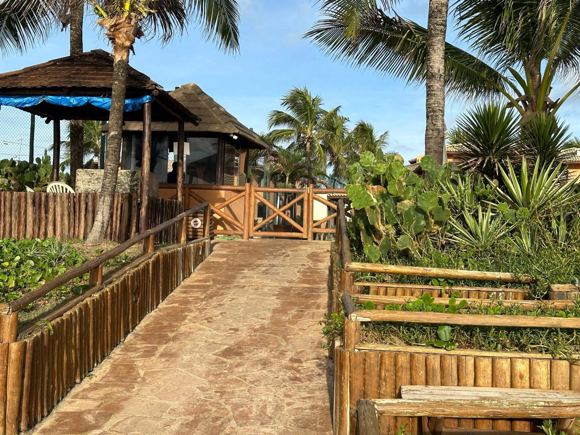 Flat Guarajuba 4 Quartos Terreo A Beira Mar - Pe Na Areia - Governanca Com Arrumadeira E Wi Fi Inclusos Camassari Eksteriør billede