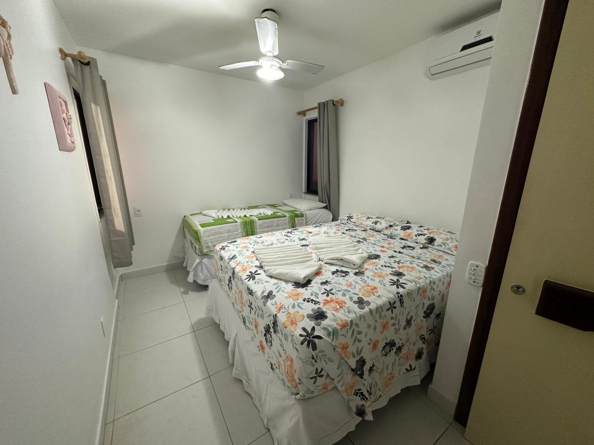 Flat Guarajuba 4 Quartos Terreo A Beira Mar - Pe Na Areia - Governanca Com Arrumadeira E Wi Fi Inclusos Camassari Eksteriør billede