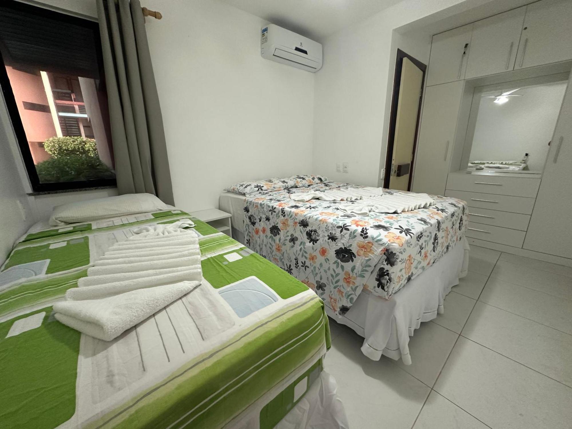 Flat Guarajuba 4 Quartos Terreo A Beira Mar - Pe Na Areia - Governanca Com Arrumadeira E Wi Fi Inclusos Camassari Eksteriør billede