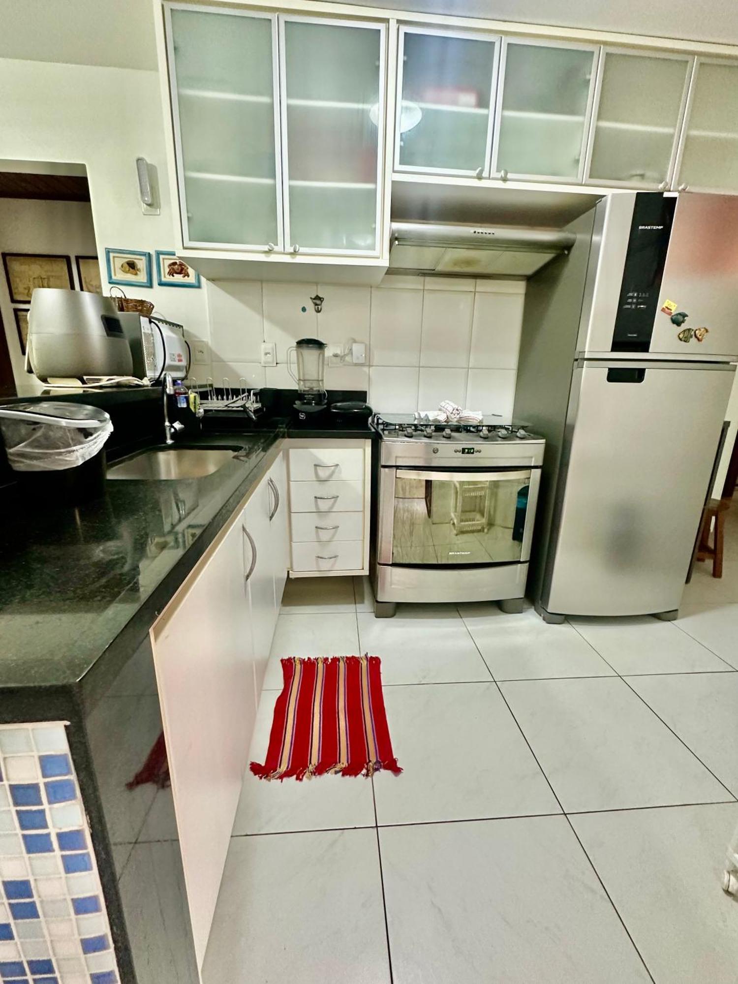 Flat Guarajuba 4 Quartos Terreo A Beira Mar - Pe Na Areia - Governanca Com Arrumadeira E Wi Fi Inclusos Camassari Eksteriør billede