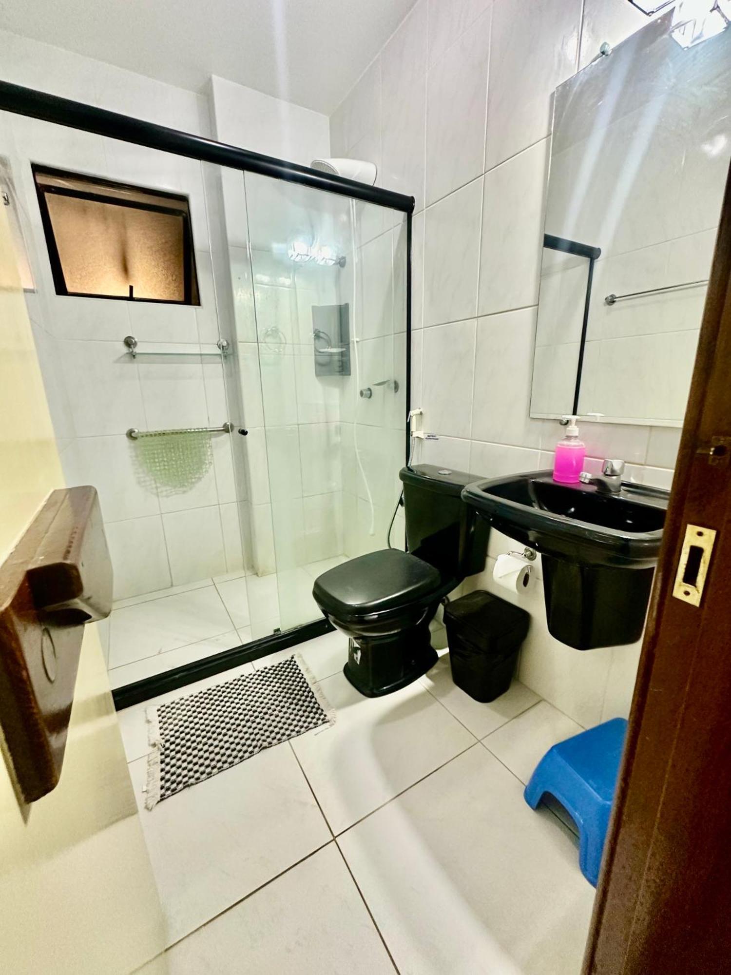 Flat Guarajuba 4 Quartos Terreo A Beira Mar - Pe Na Areia - Governanca Com Arrumadeira E Wi Fi Inclusos Camassari Eksteriør billede