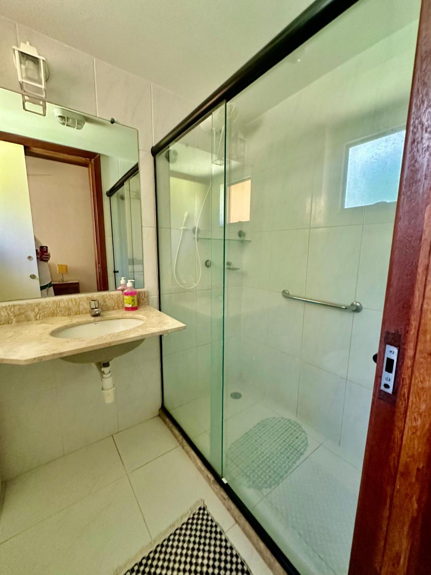 Flat Guarajuba 4 Quartos Terreo A Beira Mar - Pe Na Areia - Governanca Com Arrumadeira E Wi Fi Inclusos Camassari Eksteriør billede
